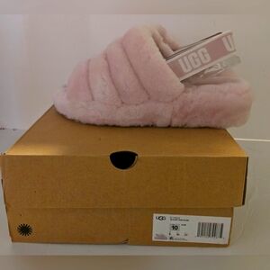 UGG Fluffy Pink Slippers Size 10 only worn Once